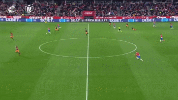 状态火热！布伦森半场13中8得到23分2篮板5助攻