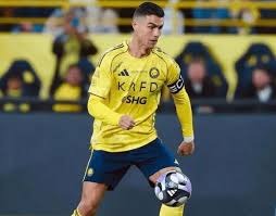 2023 赛季：天使队在赛季中段选择不交易大谷翔平，力拼季后赛但最终失败