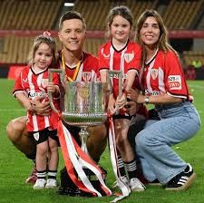 ＂樱花谷粉色初绽，像一封没写完的情书